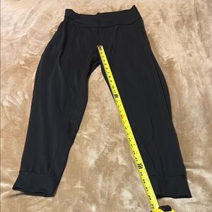 Under Armor Women’s Black Bottoms